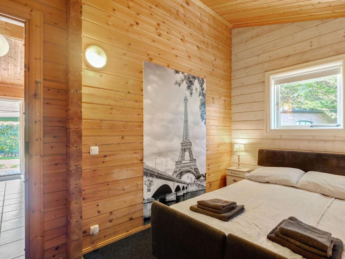 Luxurious Chalet In Guelders By The Forest Hulshorst Eksteriør bilde
